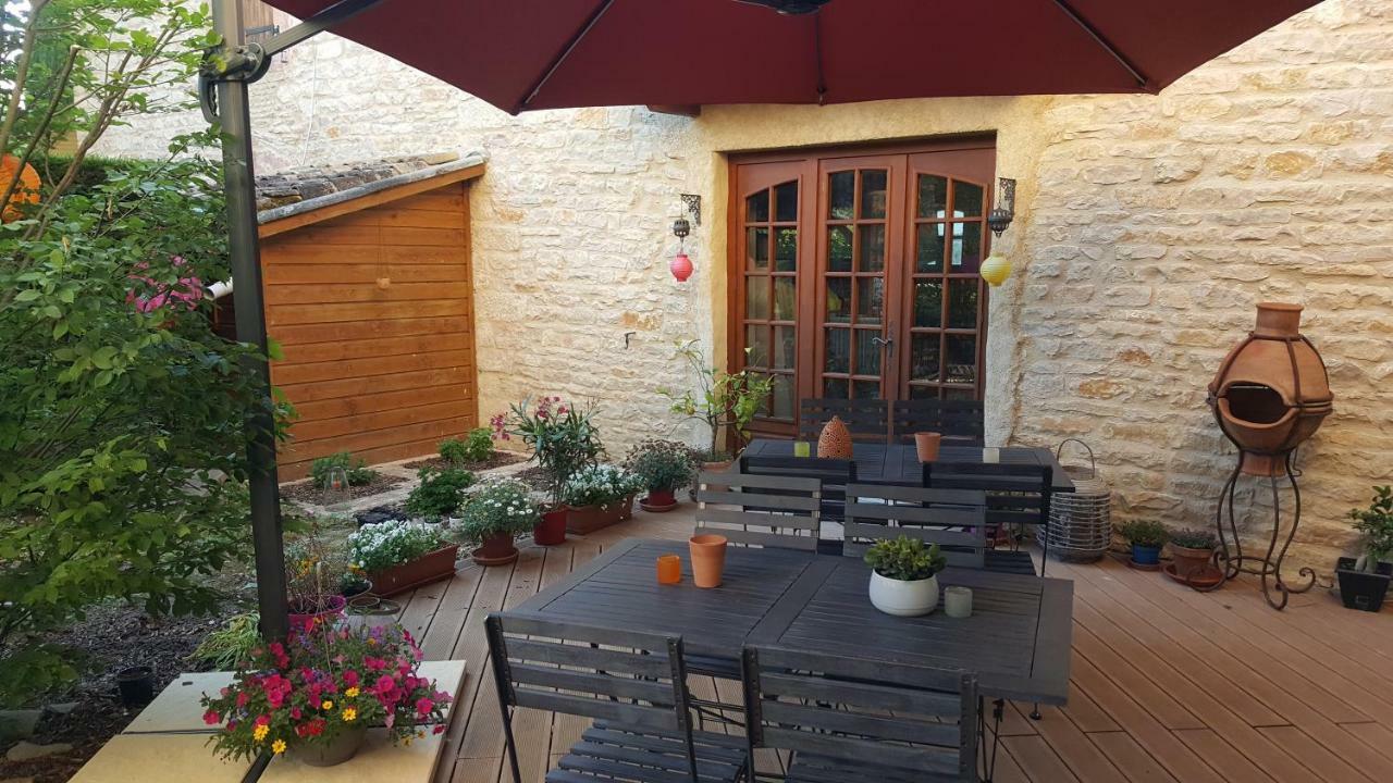 B&B Des Histoires D'Anges - Cote Jardin - Accueil Velo Tournus Exteriör bild